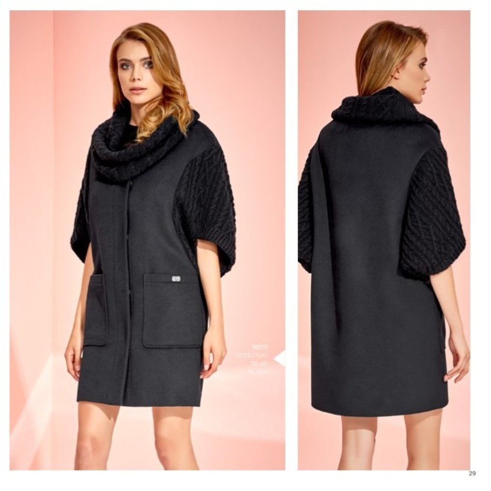 Black Coat with detachable collar.